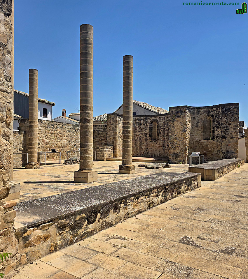 BAEZA. RUINAS DE SAN JUAN.