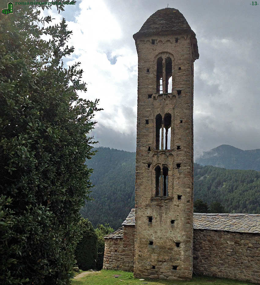 CAMPANARIO. CARA NORTE.