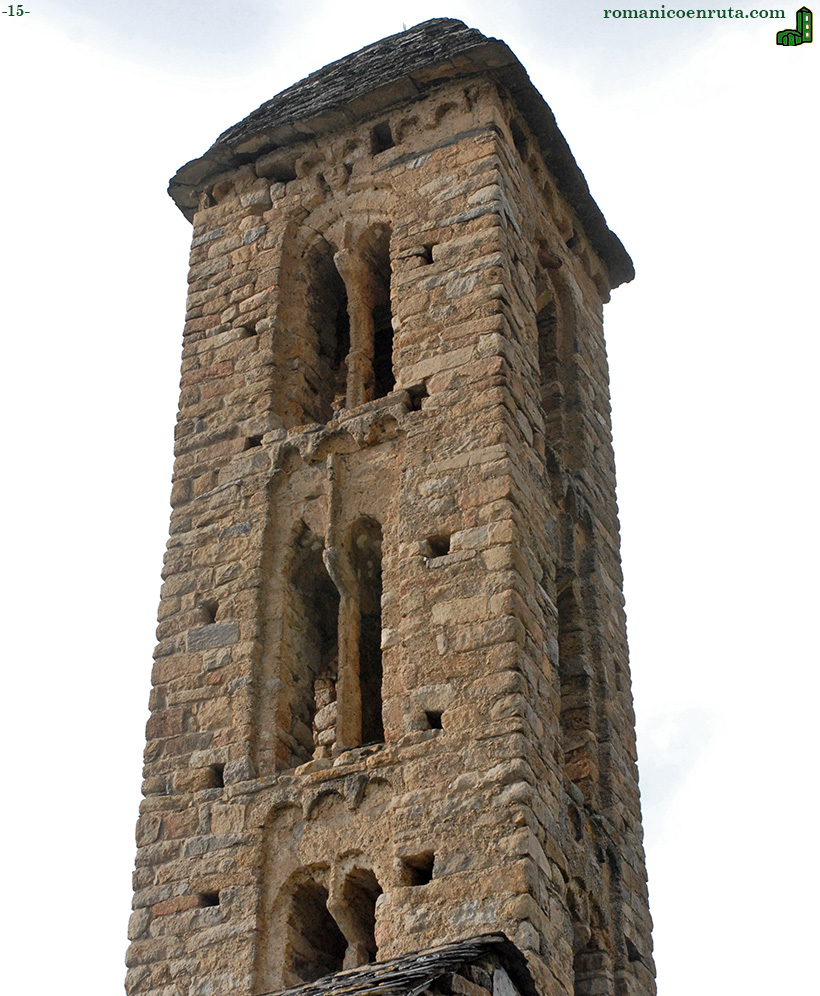 CAMPANARIO. ESQUINA SURESTE.