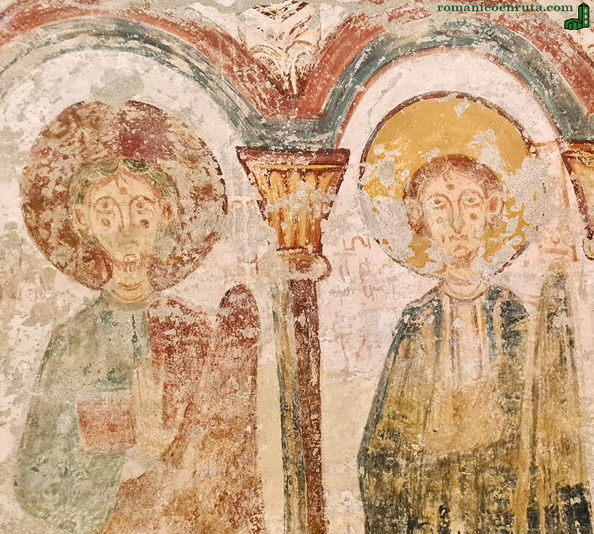 DETALLES DE DOS AP&Oacute;STOLES.