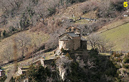 LES BONS. VISTA DESDE LA CARRETERA DE CANILLO.