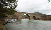 ANZ&Aacute;NIGO: PUENTE MEDIEVAL.