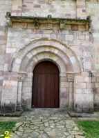 PORTADA NORTE: VISTA FRONTAL.