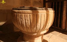 PILA BAUTISMAL: DECORACIÓN DE LA CUBA.