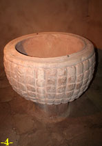 PILA BAUTISMAL.