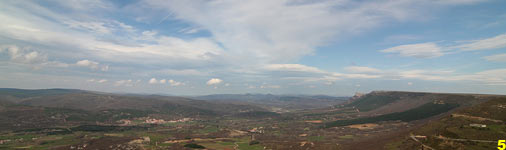 VALDERREDIBLE DESDE EL MIRADOR DE LA LORA.