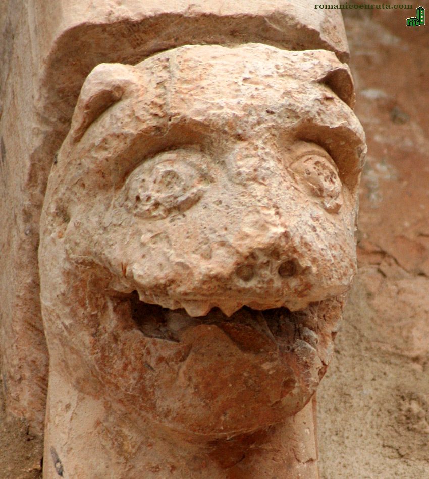 CABEZA DE MONSTRUO.