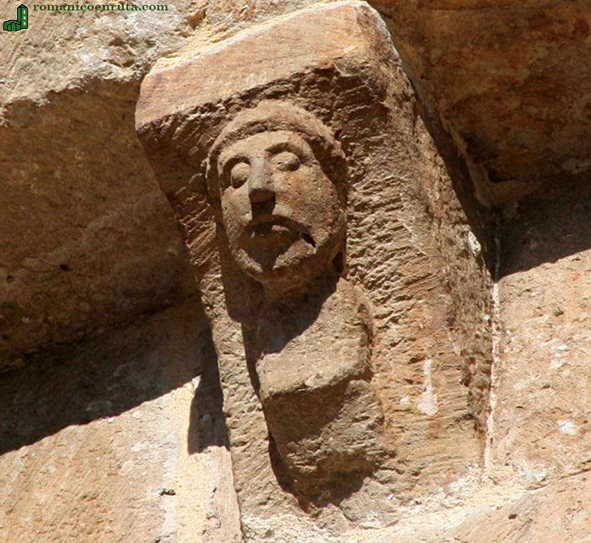 CAN: &iquest;PERSONAJE LEYENDO?