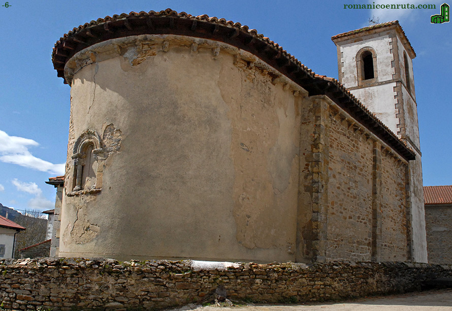 CABECERA DESDE EL NORESTE.