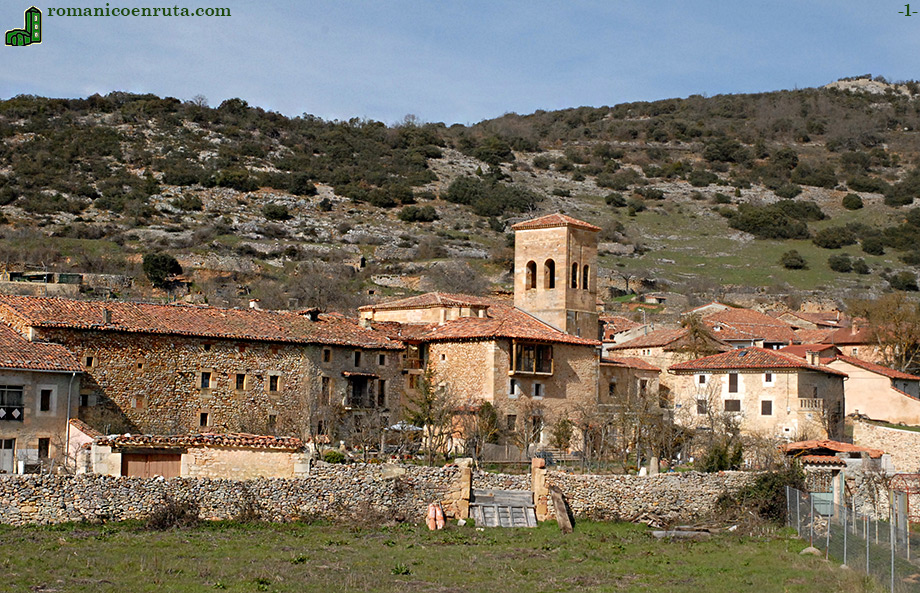 VISTA DESDE CARRETERA DE ACCESO.