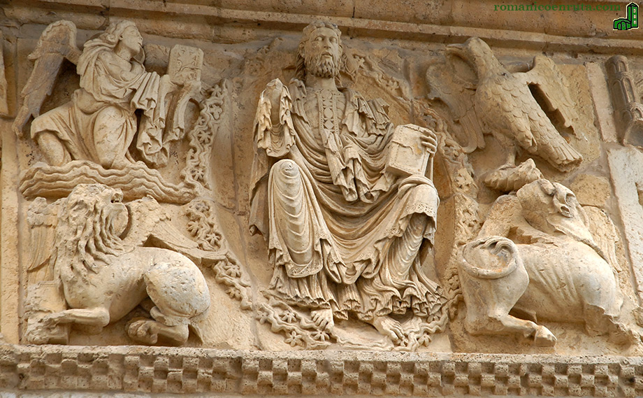 CRISTO EN MAJESTAD y EL TETRAMORFOS.