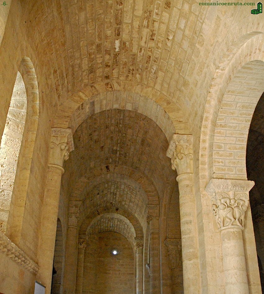 NAVE SUR. SISTEMA DE CUBIERTAS.