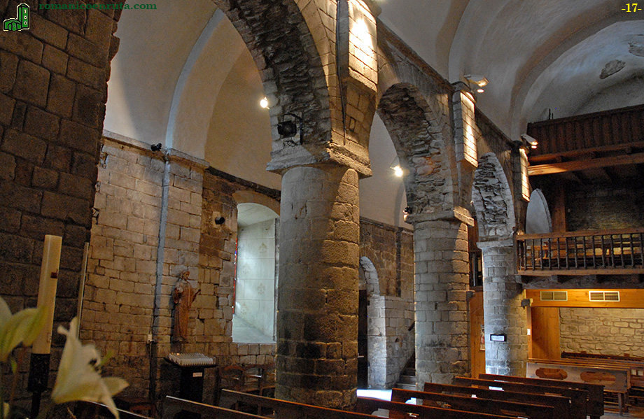 ARCOS FORMEROS ENTRE NAVE SUR y NAVE CENTRAL.
