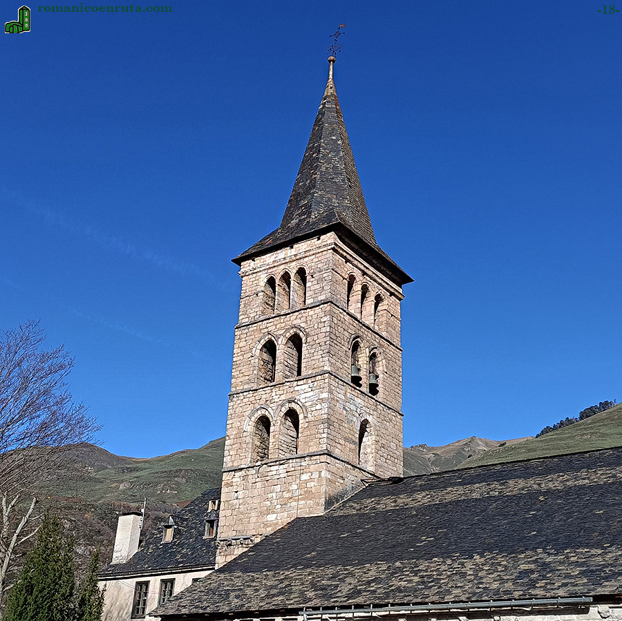 CAMPANARIO DESDE EL SURESTE.