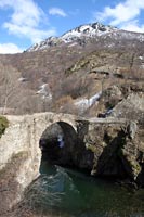 AGUAS ABAJO. LADO OESTE.