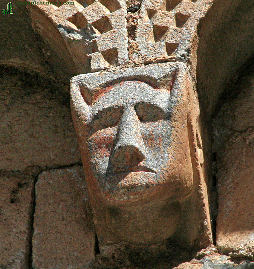 M&Eacute;NSULA. CABEZA o M&Aacute;SCARA HUMANA.