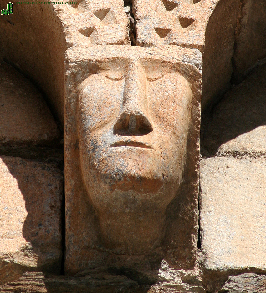 M&Eacute;NSULA. CABEZA HUMANA.