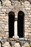 CARA OESTE: VENTANA DEL 2&ordm; PISO.