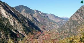 VALL D'&Agrave;NEU DESDE LA CARRETERA DE ESTARON.