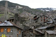 &Agrave;REU: VISTA CON SANT FELIU  AL FONDO EN ALTO.