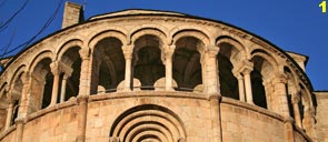 LA SEU D'URGELL: &Aacute;BSIDE.