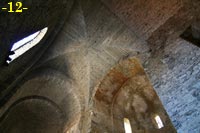 B&Oacute;VEDA DE ARISTA DEL TRANSEPTO.