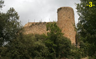 TORRE Y MURALLA.