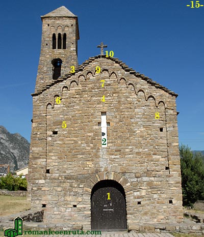 FACHADA PRINCIPAL.